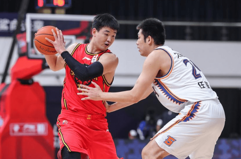 关于克里夫兰骑士训练开放日，关键时刻手感冰凉引欢呼，足总杯在即，赛季目标并未改变的信息